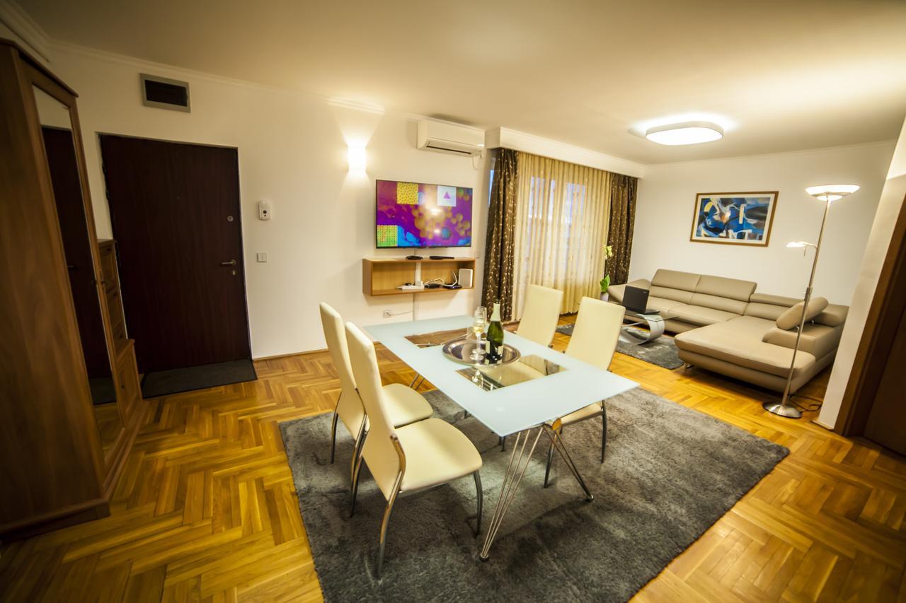 Business Class Apartment 클루지나포카 외부 사진