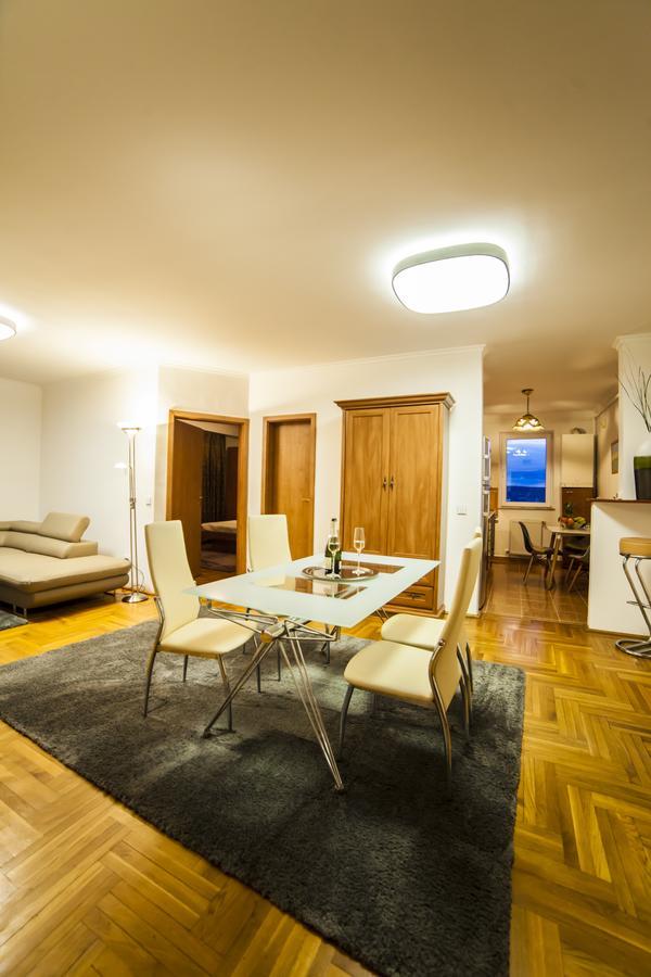 Business Class Apartment 클루지나포카 외부 사진